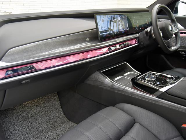 BMW 7 SERIES 740D X DRIVE EXCELLENCE