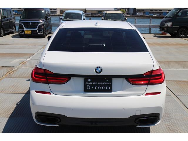 BMW 7 SERIES 740i M-SPORT