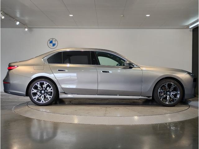 BMW 7 SERIES 740I EXCELLENCE