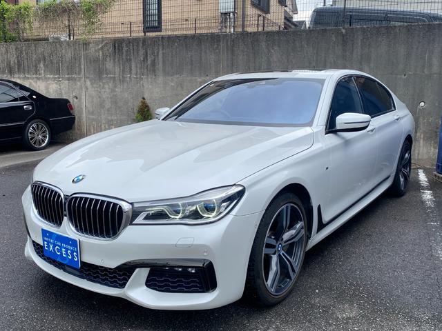 BMW 7 SERIES 740i M-SPORT