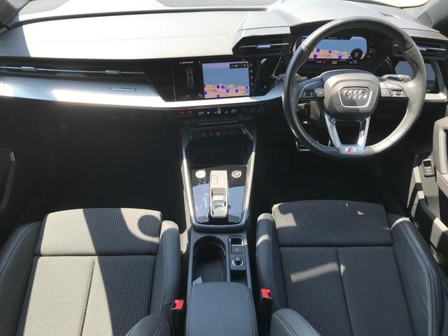 AUDI A3 SEDAN 30 TFSI S LINE