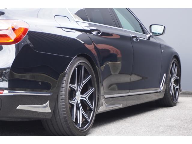 BMW 7 SERIES 740i