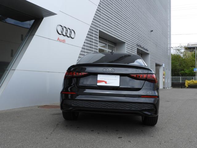 AUDI A3 SEDAN 30 TFSI ADVANCED