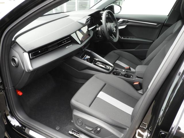 AUDI A3 SEDAN 30 TFSI ADVANCED