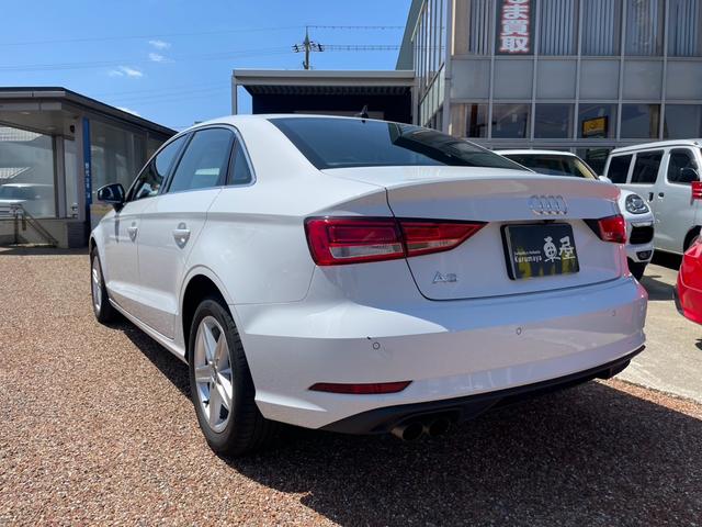 AUDI A3 SEDAN 30 TFSI
