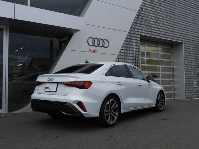AUDI A3 SEDAN 30 TFSI S LINE