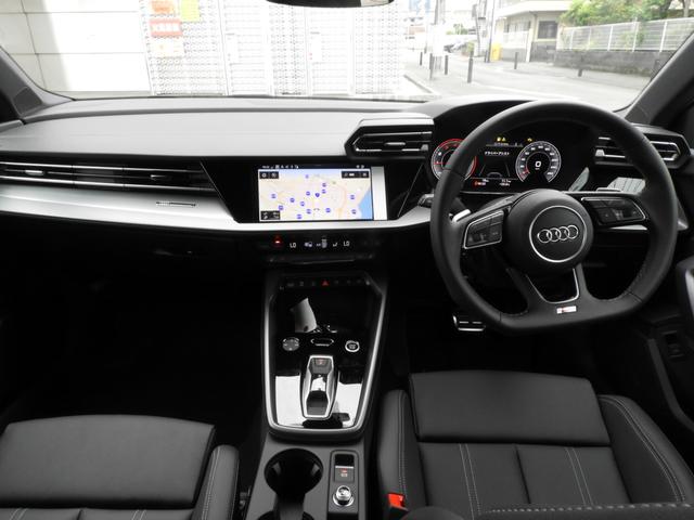 AUDI A3 SEDAN 30 TFSI S LINE