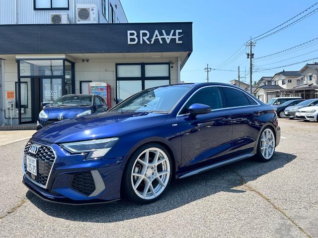 AUDI A3 SEDAN 30 TFSI S LINE