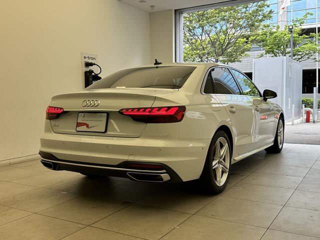 AUDI A4 35TFSI ADVANCED