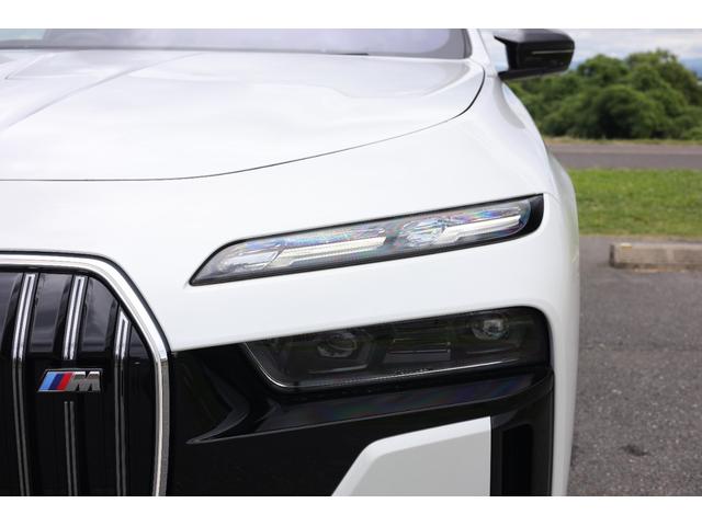 BMW i7 M70 X DRIVE