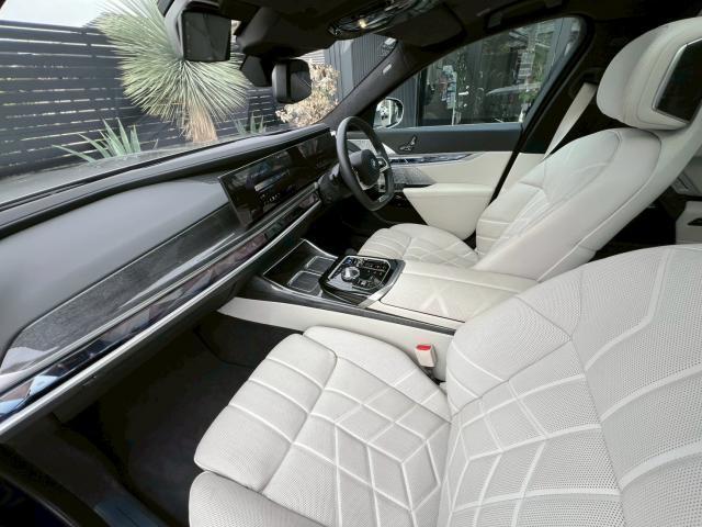 BMW i7 X DRIVE 60 EXCELLENCE