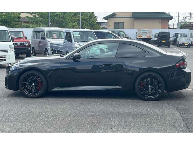BMW M2 BASE GRADE