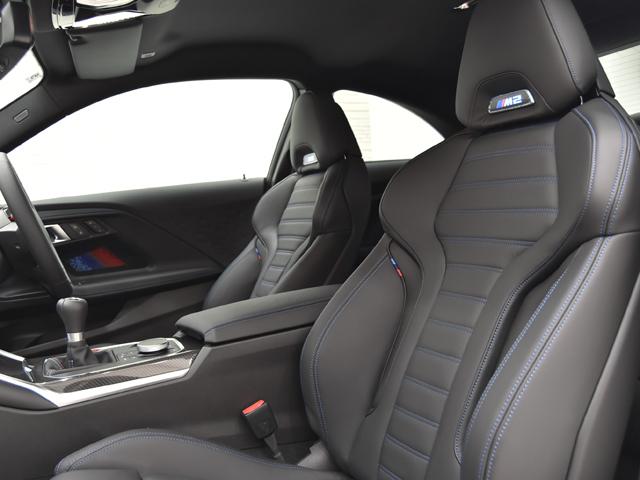 BMW M2 BASE GRADE