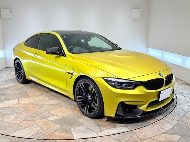 BMW M4 M4 COUPE