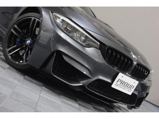 BMW M4 M4 COUPE