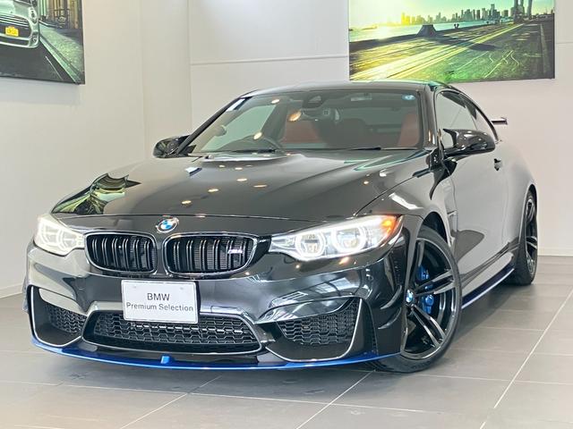 BMW M4 M4 COUPE