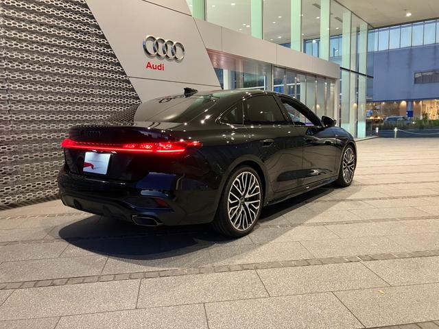 AUDI A5 TFSI 110KW S LINE PACKAGE