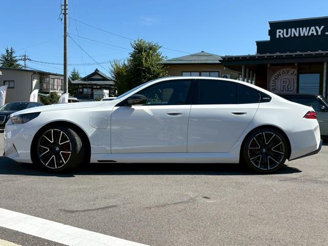 BMW M5 M5