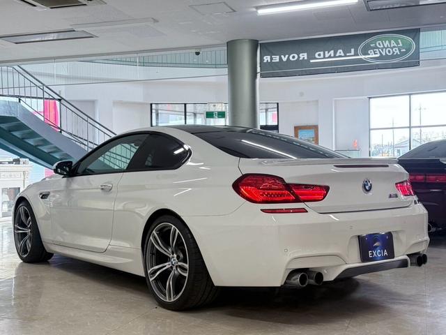 BMW M6 BASE GRADE