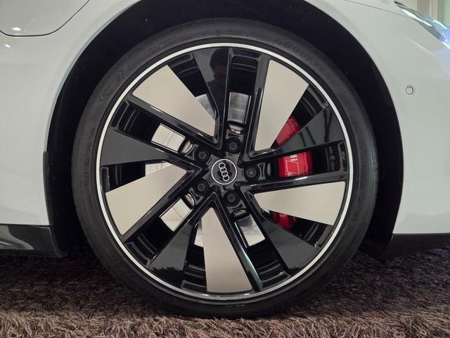 AUDI E-TRON GT QUATTRO BASE GRADE