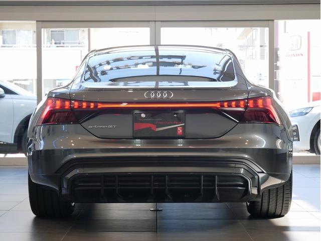 AUDI E-TRON GT QUATTRO BASE GRADE