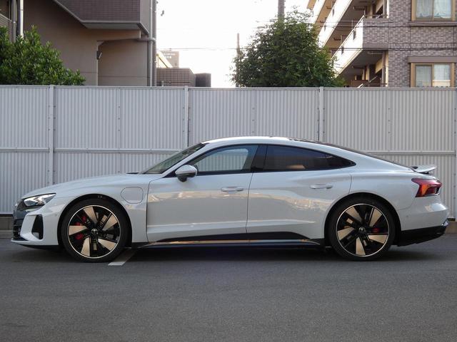 AUDI E-TRON GT QUATTRO BASE GRADE