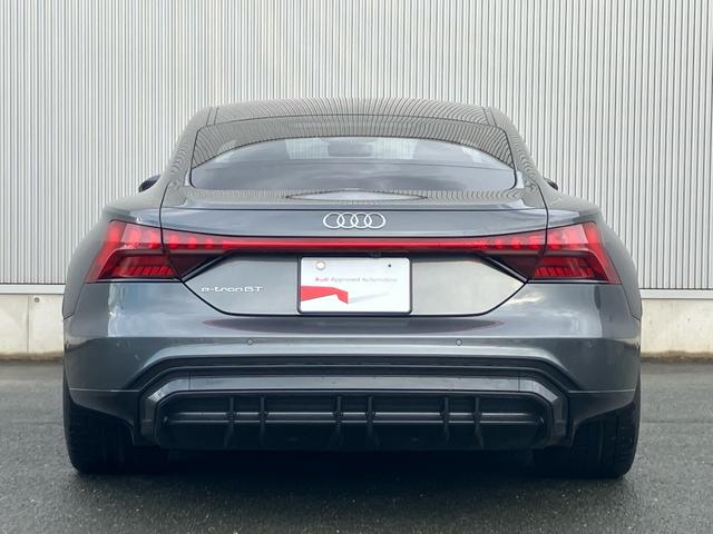 AUDI E-TRON GT QUATTRO BASE GRADE