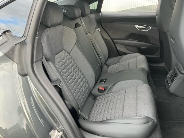 AUDI E-TRON GT QUATTRO BASE GRADE