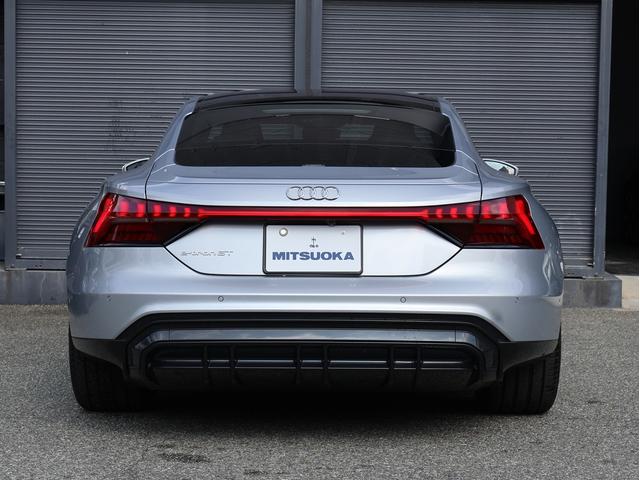 AUDI E-TRON GT QUATTRO BASE GRADE