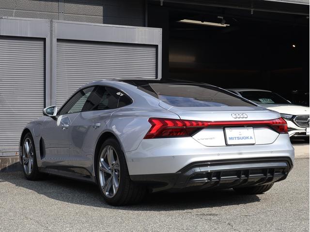 AUDI E-TRON GT QUATTRO BASE GRADE