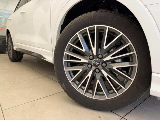 AUDI Q3 35 TFSI S LINE