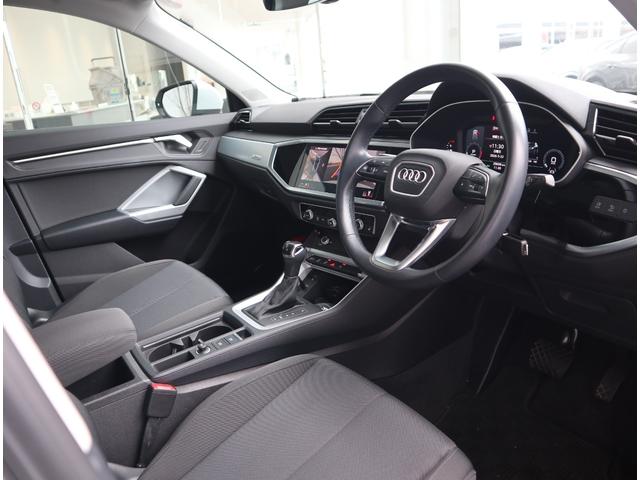 AUDI Q3 35 TFSI ADVANCED