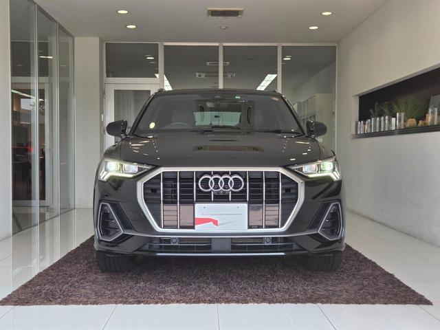 AUDI Q3 35 TFSI S LINE