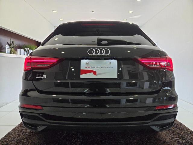 AUDI Q3 35 TFSI S LINE