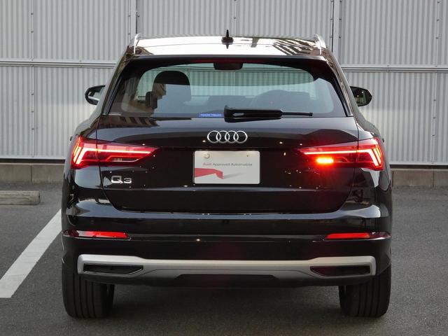 AUDI Q3 35 TFSI ADVANCED