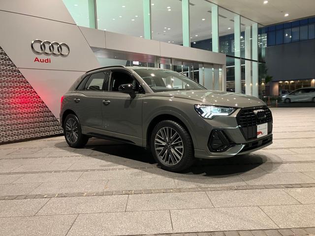 AUDI Q3 35 TFSI S LINE