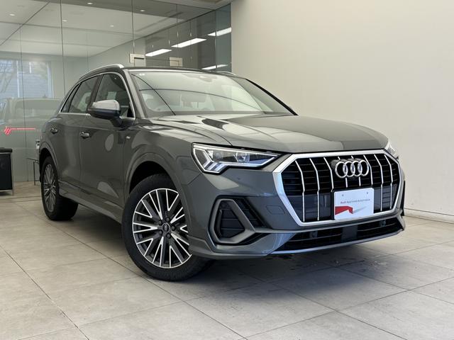 AUDI Q3 35 TFSI S LINE