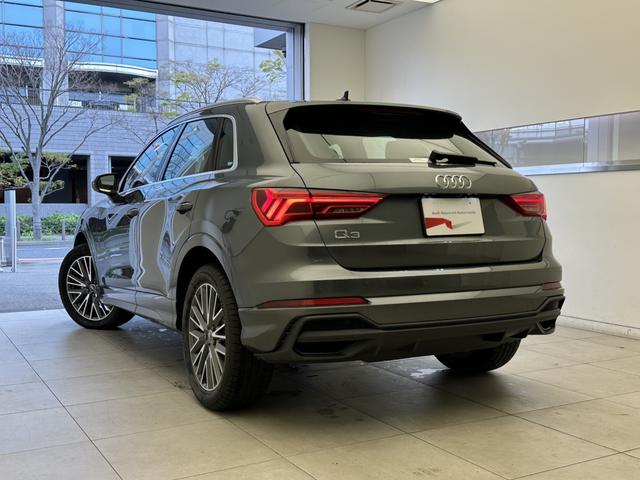 AUDI Q3 35 TFSI S LINE