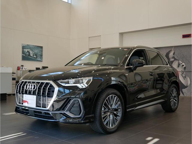 AUDI Q3 35 TFSI S LINE