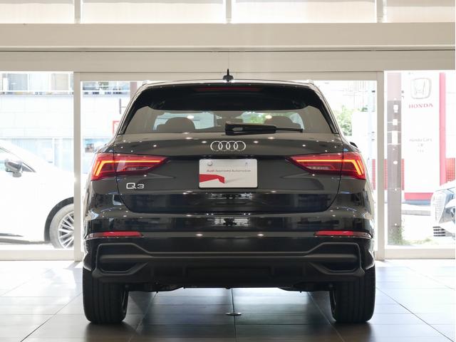 AUDI Q3 35 TFSI S LINE