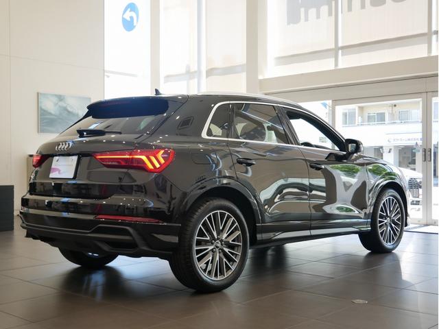 AUDI Q3 35 TFSI S LINE