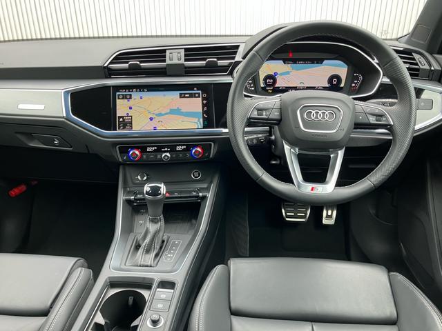AUDI Q3 35 TFSI S LINE