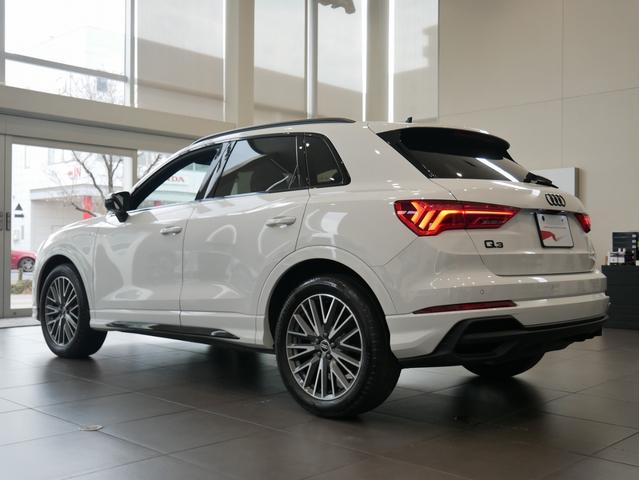 AUDI Q3 35 TFSI S LINE
