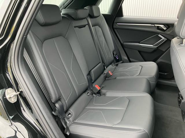 AUDI Q3 35 TFSI S LINE