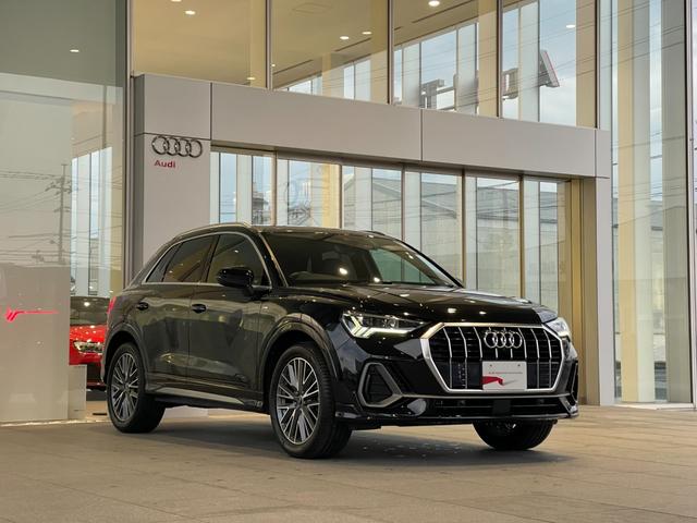 AUDI Q3 35 TFSI S LINE