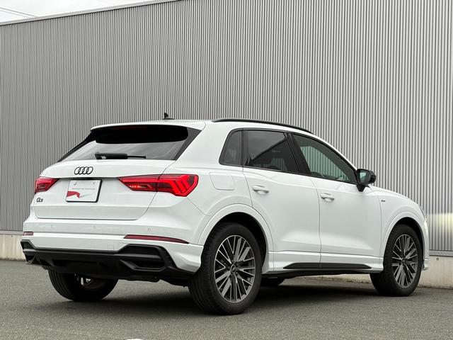 AUDI Q3 35 TFSI S LINE