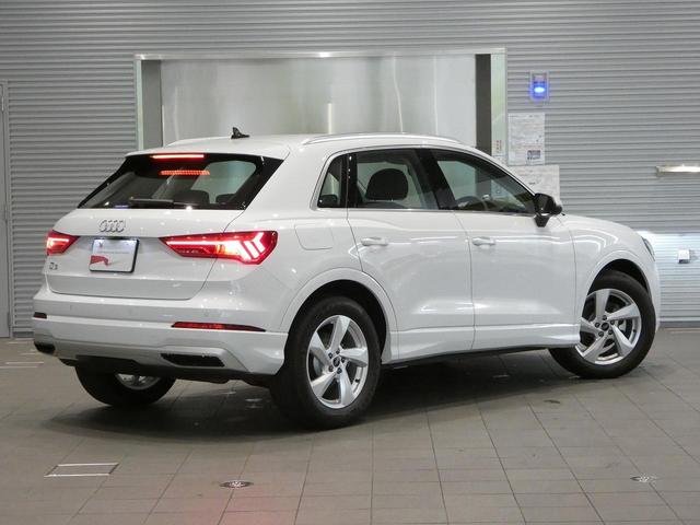 AUDI Q3 35 TFSI ADVANCED