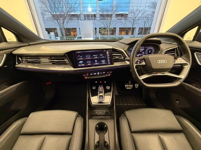 AUDI Q4 E-TRON 40 E-TRON