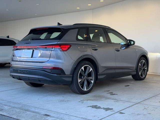 AUDI Q4 E-TRON 45 E-TRON S LINE