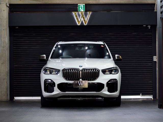BMW X5 M50I